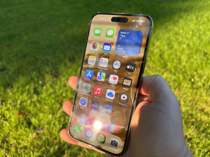 iPhone 16 Pro Max và iPhone 16 Plus: Chênh lệch ra sao?