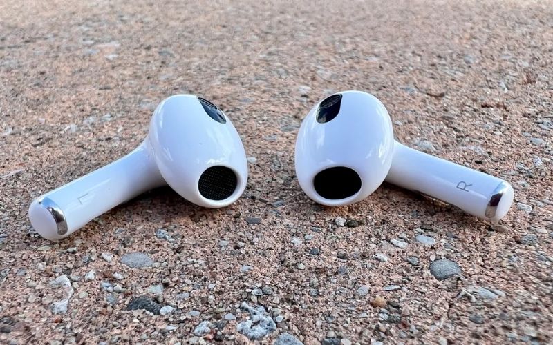 airpods co chong nuoc khong