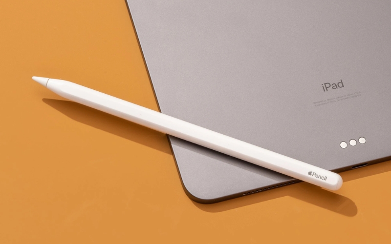 Apple Pencil là một sản phẩm bút cảm ứng được Apple đặc biệt thiết kế cho iPad