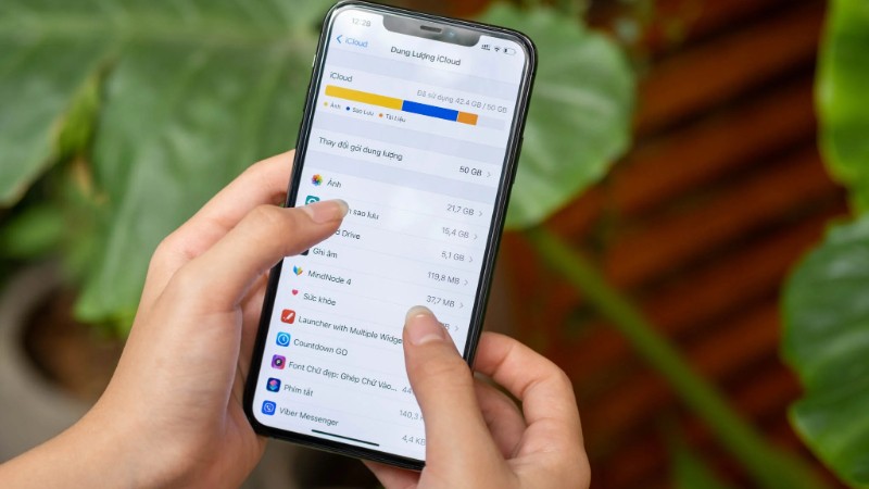 Khi bộ nhớ iPhone gần đầy có thể làm iPhone bị lag, dẫn đến bàn phím không ổn định