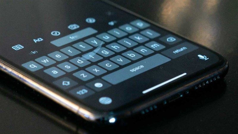 Lỗi bàn phím iPhone bị nhảy chữ xảy ra liên tục và không có dấu hiệu cải thiện
