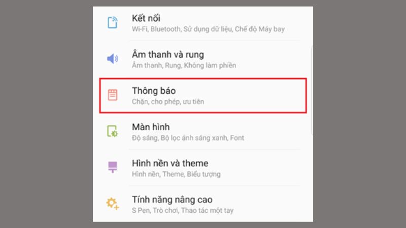 Tiếp theo bạn truy cập mục Thông báo