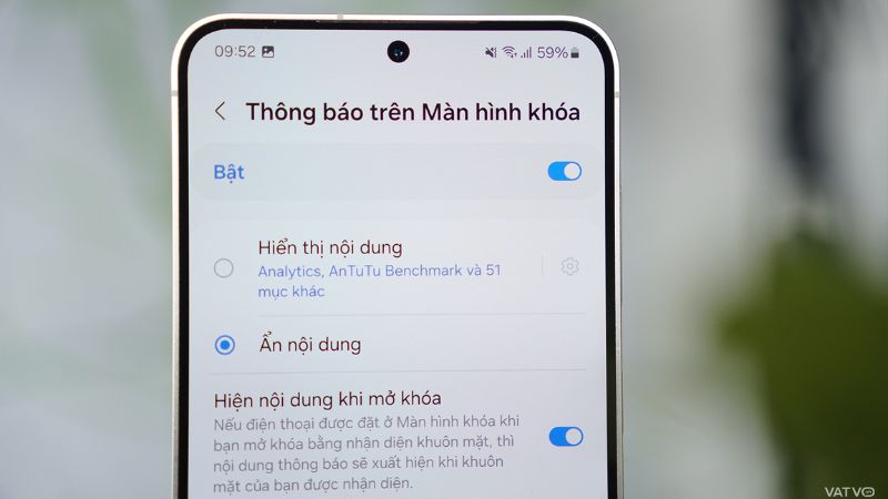 Ẩn nội dung tại mục Thông báo trên màn hình khóa
