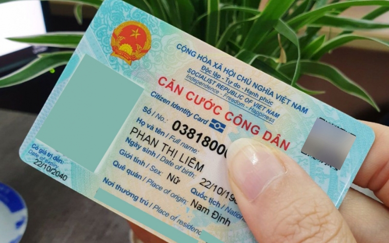 Ánh sáng yếu khiến camera khó nhận diện mã QR