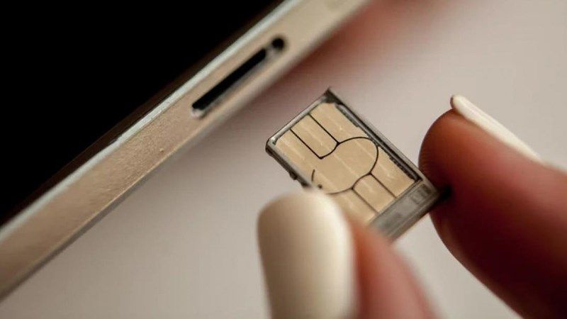 Bắt đầu lắp SIM 