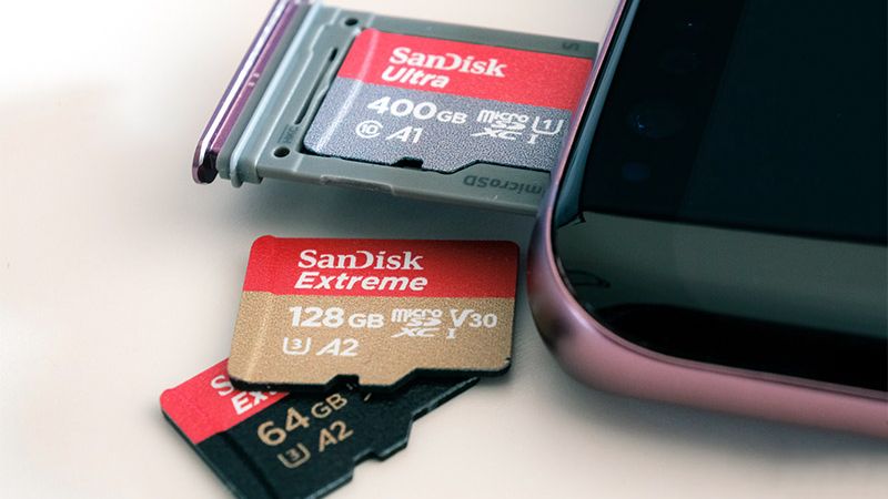 Điện thoại Samsung không có khe cắm thẻ nhớ