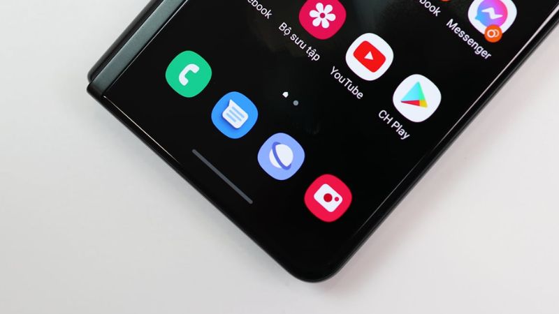 Mở ứng dụng YouTube 