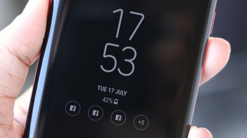 Xóa theme cũng sẽ gỡ bỏ các gói biểu tượng (icon pack), hình nền và giao diện Always On Display