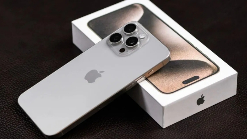 iPhone 15 Pro Max có khung viền làm từ Titan cấp độ 5