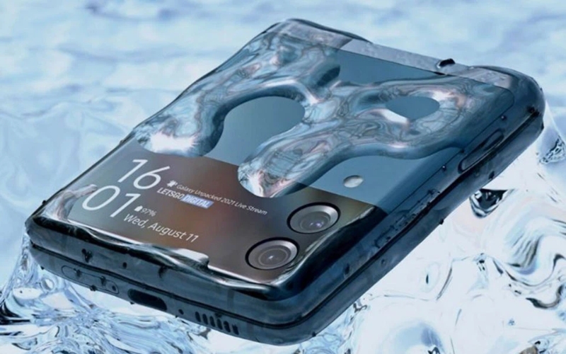 Samsung Galaxy Z Flip3 là điện thoại màn hình gập đầu tiên có chống nước IPX8