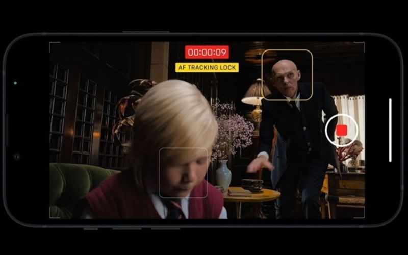 Cinematic Mode sử dụng AI để nhận diện khuôn mặt