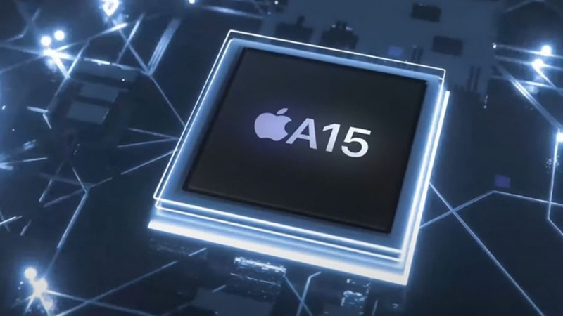 Chip A15 Bionic với 6 nhân CPU và 5 nhân GPU vẫn rất mạnh mẽ, xử lý các tác vụ hàng ngày