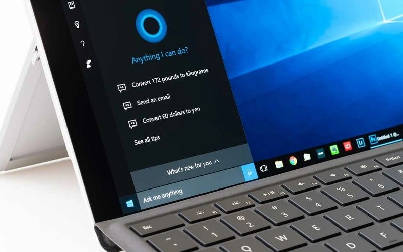 Cortana có thể thực hiện nhiều nhiệm vụ  bằng cách sử dụng giọng nói hoặc lệnh văn bản.