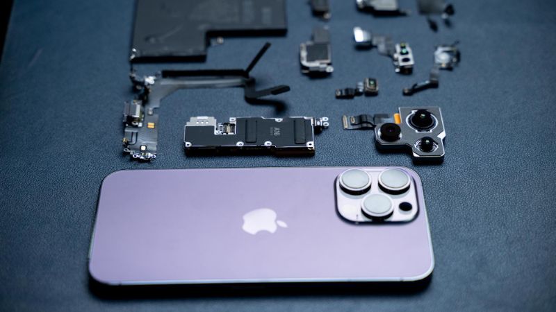 iPhone 14 Pro Max sử dụng công nghệ pin Lithium-ion