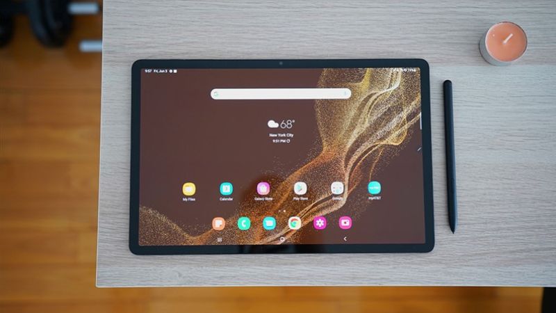 Galaxy Tab S9 và Tab S9+ đều đi kèm với S Pen