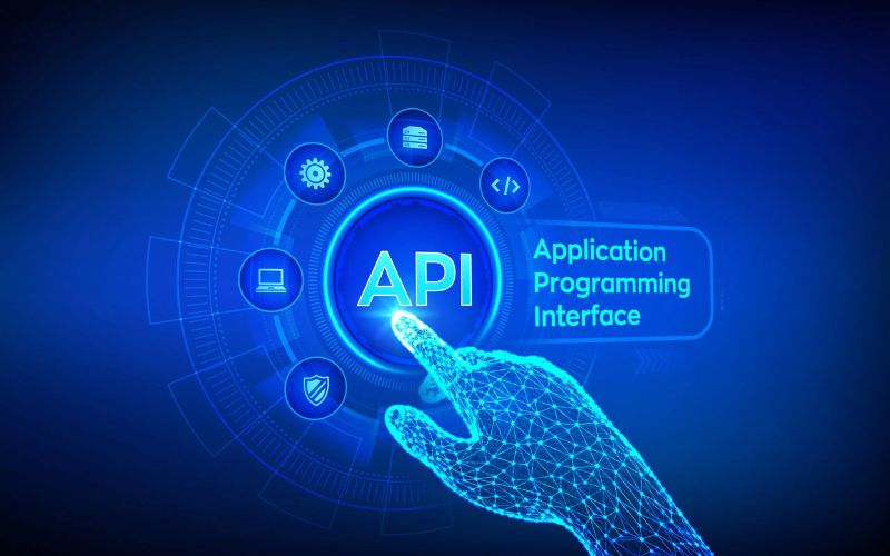 APIs hoạt động như một liên kết kết nối giữa các ứng dụng và hệ điều hành