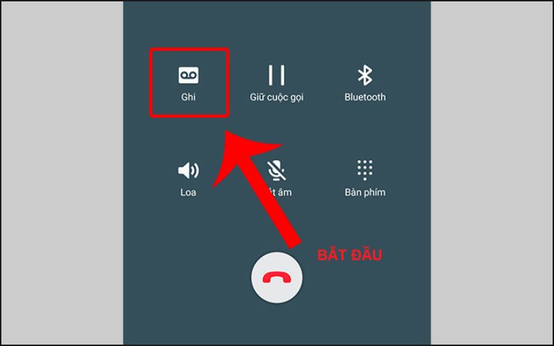 Chạm vào biểu tượng Ghi trên màn hình cuộc gọi