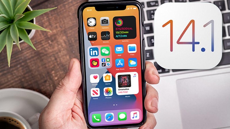 Các bản vá iOS X.0.1 hay X.1 sau đó thường tập trung vào việc tối ưu hóa, sửa lỗi phát sinh từ bản .0