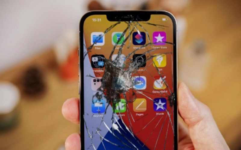 Màn hình iPhone bị vỡ