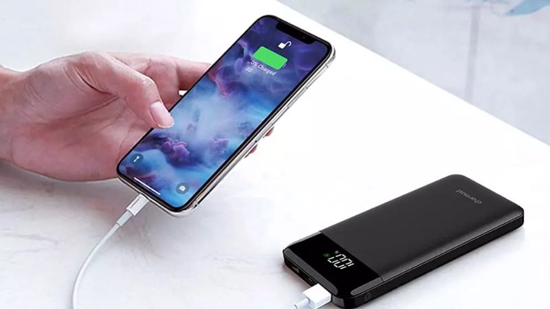 Khi sạc bằng pin dự phòng, nên hạn chế tác vụ nặng