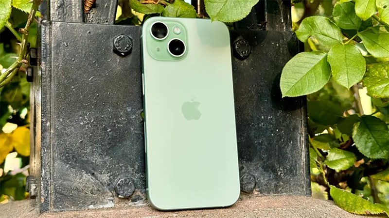 iPhone 15 và iPhone 15 Plus màu xanh lá