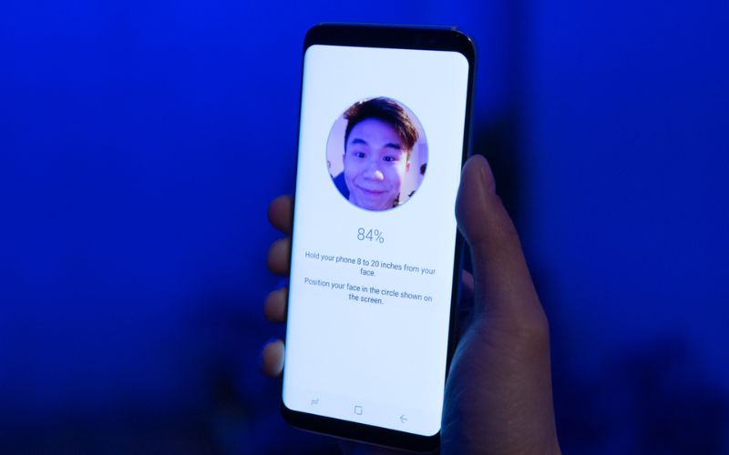 tinh nang nhan dien khuon mat cua dien thoai samsung duoc ho tro tren nhieu dong san pham