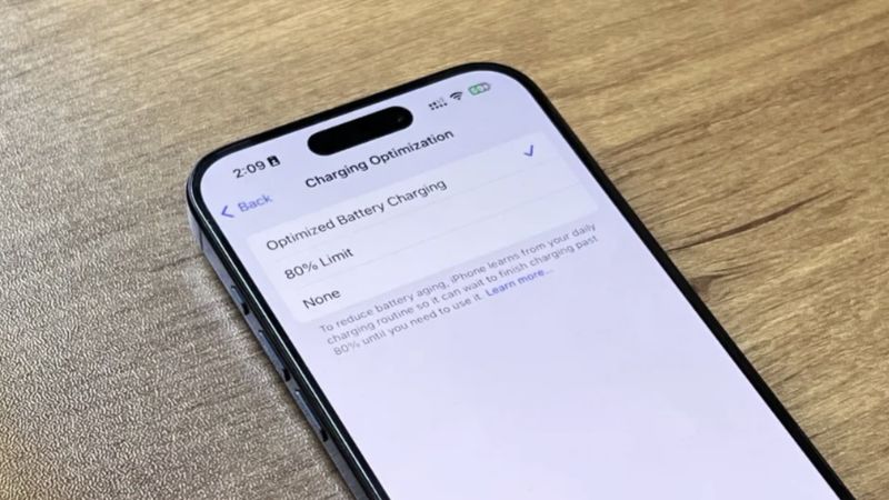 Bật tính năng “Sạc pin được tối ưu hóa” trên iOS