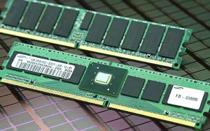 FBDIMM là một loại RAM thường dùng trong các hệ thống server cũ