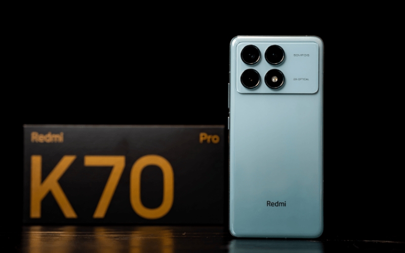 Redmi K70 Pro có khung nhôm và hai mặt kính trước sau