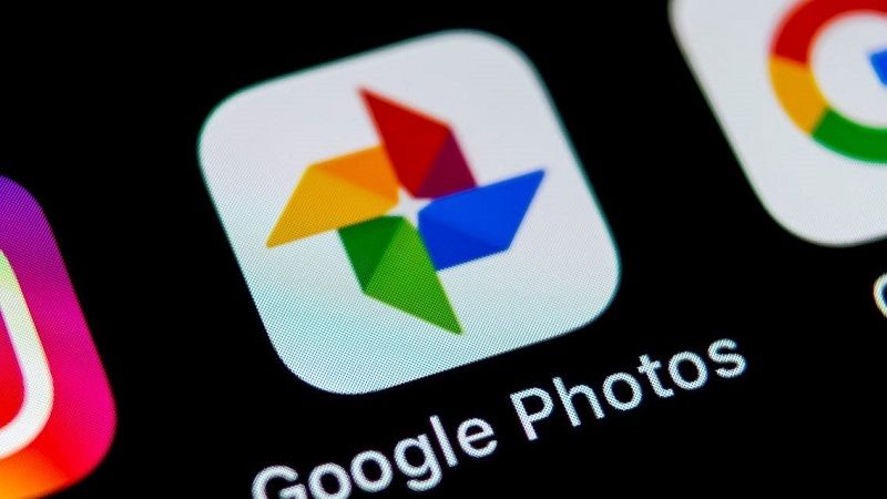 Dùng tính năng giải phóng của ứng dụng như Google Photos
