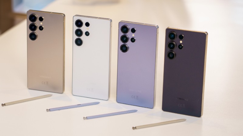 Samsung Galaxy S25 Ultra có các màu sắc: Đen Titan, Xám Titan, Xanh Titan,...