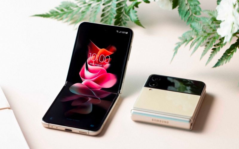 z flip 3 mức giá tại Việt Nam tương đương với galaxy s22