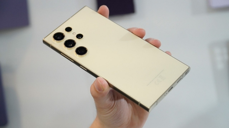 Samsung S24 Ultra màu Vàng Titan
