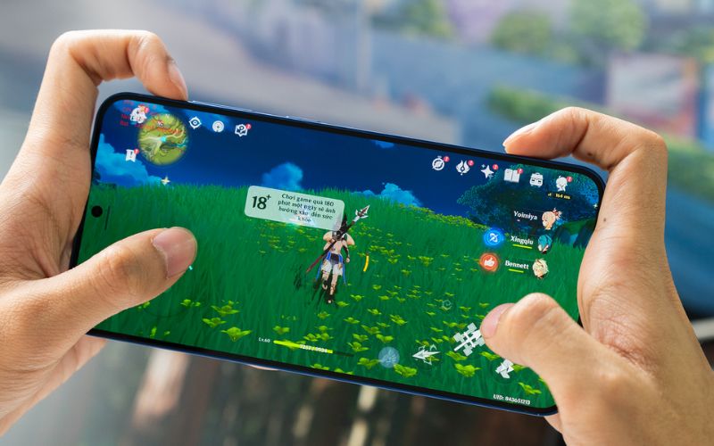 Bạn sẽ có thể chơi những tựa game đồ họa nặng một cách dễ dàng và thoải mái trên Samsung S25 Ultra