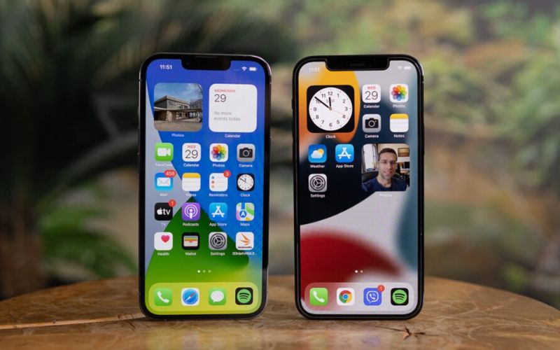 mua iphone 12 pro va iphone 13 pro uy tin