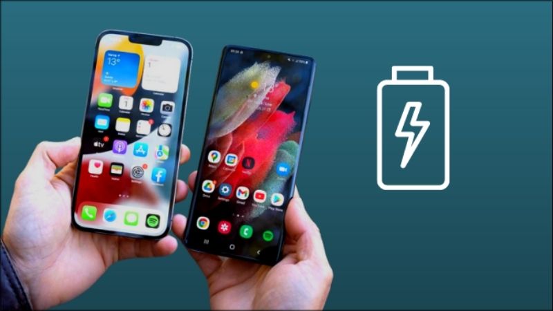 Dung lượng pin và khả năng sạc nhanh là hai yếu tố quan trọng khi so sánh Galaxy S22 Plus 5G và iPhone 13 Pro