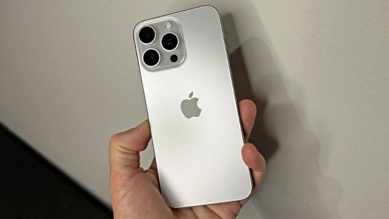 Cần chọn đúng thời điểm để mua iPhone cũ