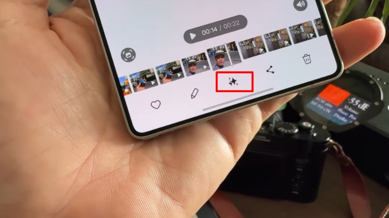 Chạm vào biểu tượng Galaxy AI (lấp lánh)