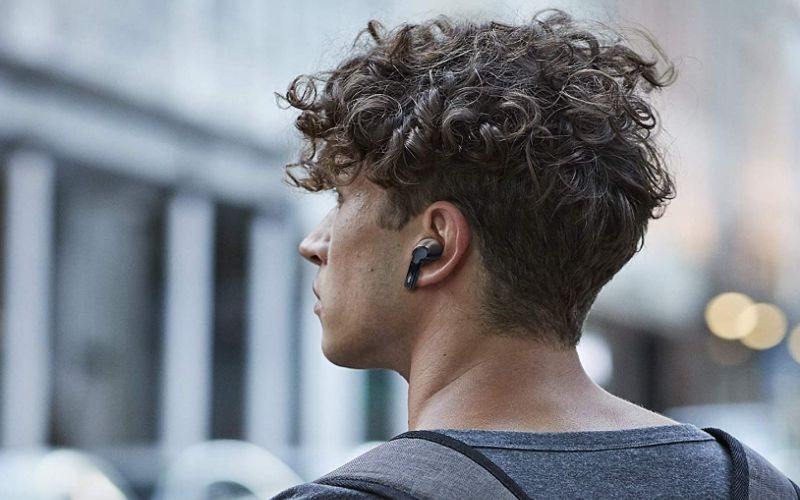 một số tai nghe TWS còn tích hợp công nghệ chống ồn chủ động
