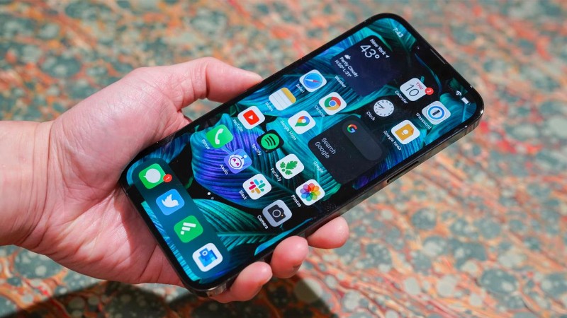 iPhone 13 Pro Max sở hữu màn hình độ phân giải 1284 x 2778 Pixels, kích thước 6.7 inch