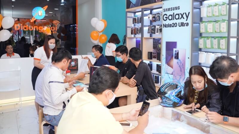 Galaxy S22 cũ tại Di Động Mới đều trải qua quy trình kiểm tra nghiêm ngặt