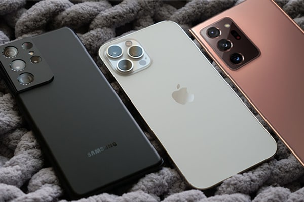 Samsung S21 Ultra, Note 20 Ultra và iPhone 12 Pro Max: Điện thoại nào có camera chụp thiếu sáng tốt nhất?