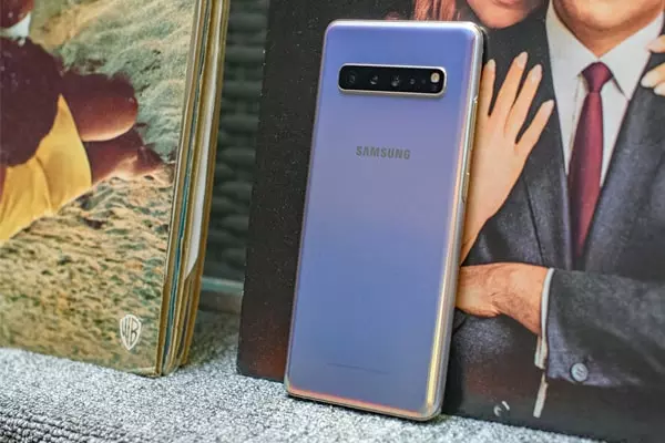 Trải nghiệm Samsung Galaxy S10 5G - Flagship đáng đồng tiền bát gạo